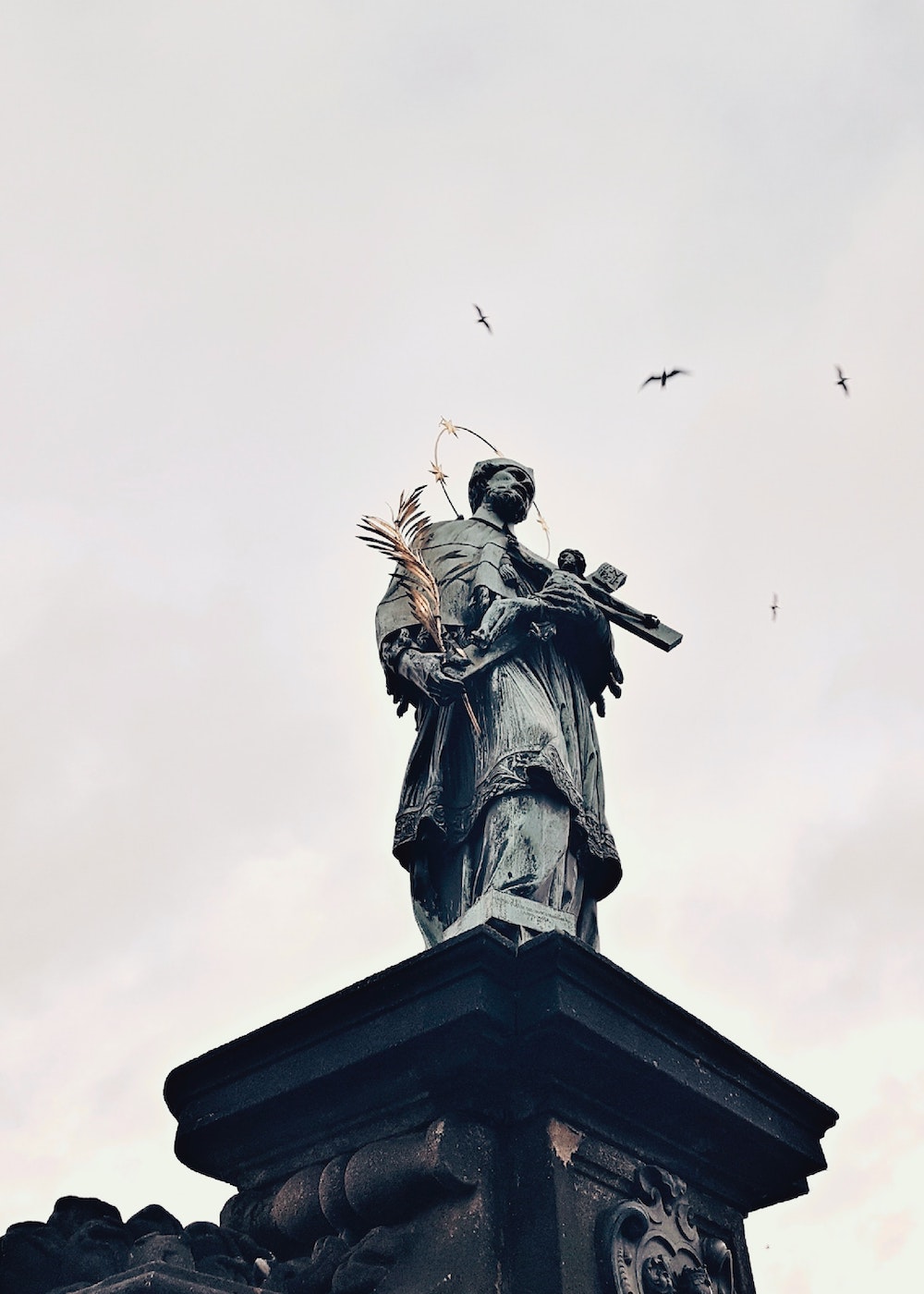 Catholic Traditions to Honor the Souls of the Faithful Departed on Halloween